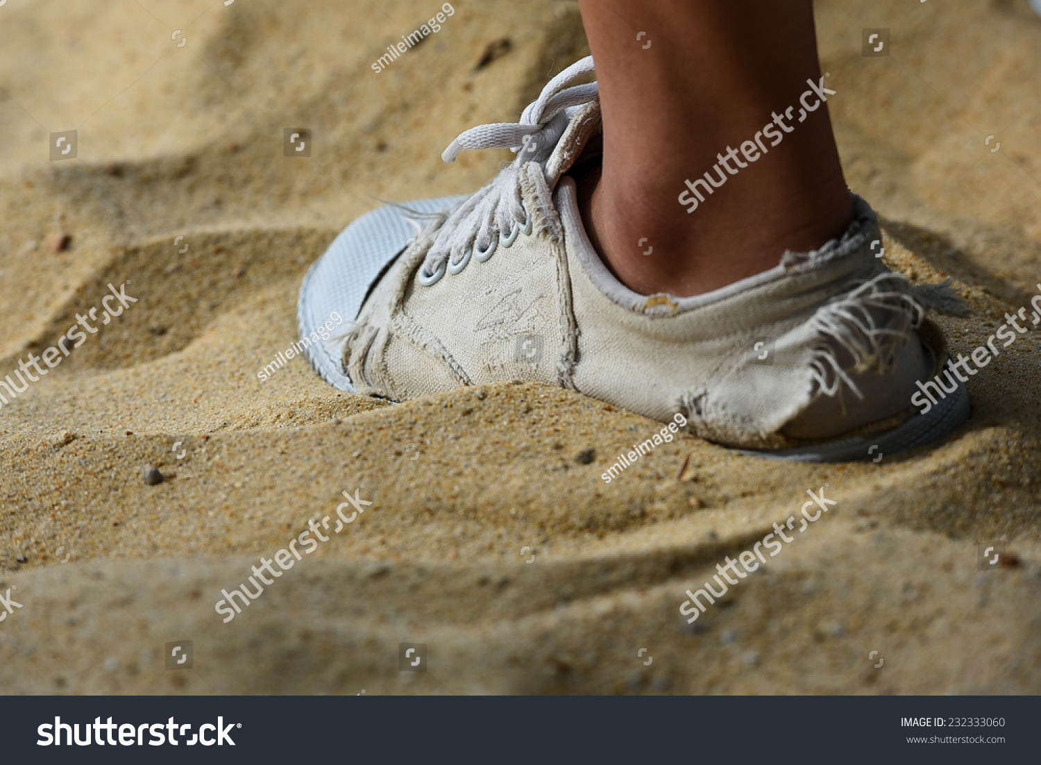 beach volleyball sand shoes