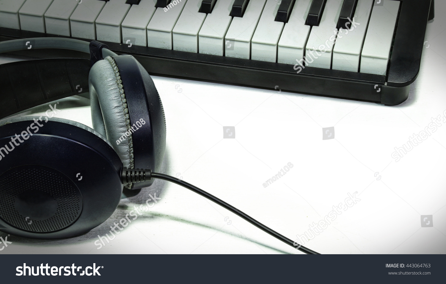 50 ピアノ イラスト かわいい 鍵盤 Stock Photos Images Photography Shutterstock