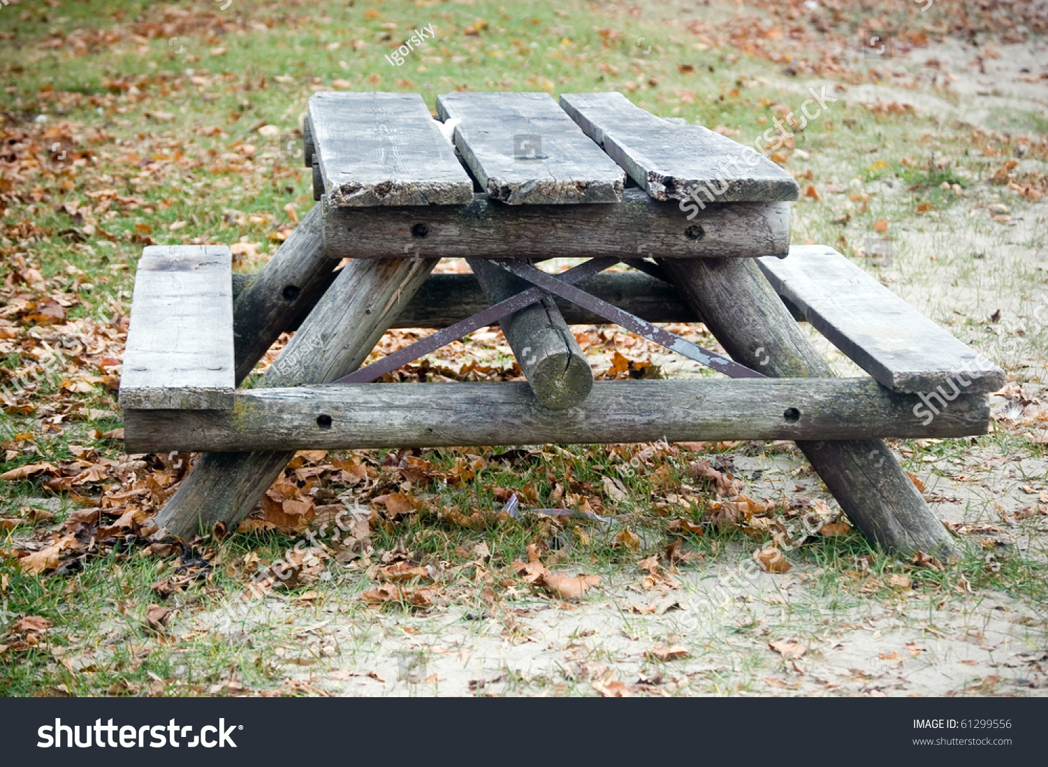 Picnic Table , Forest Background Stock Photo 61299556 : Shutterstock