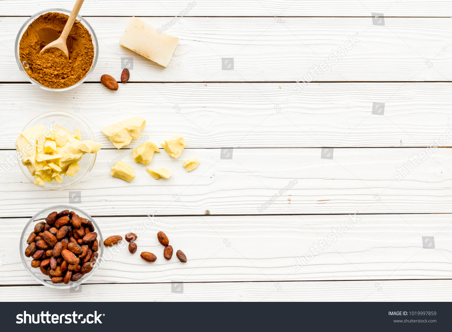 Cosmetics based on cocoa butter at home Cosmetics based on cocoa butter at home