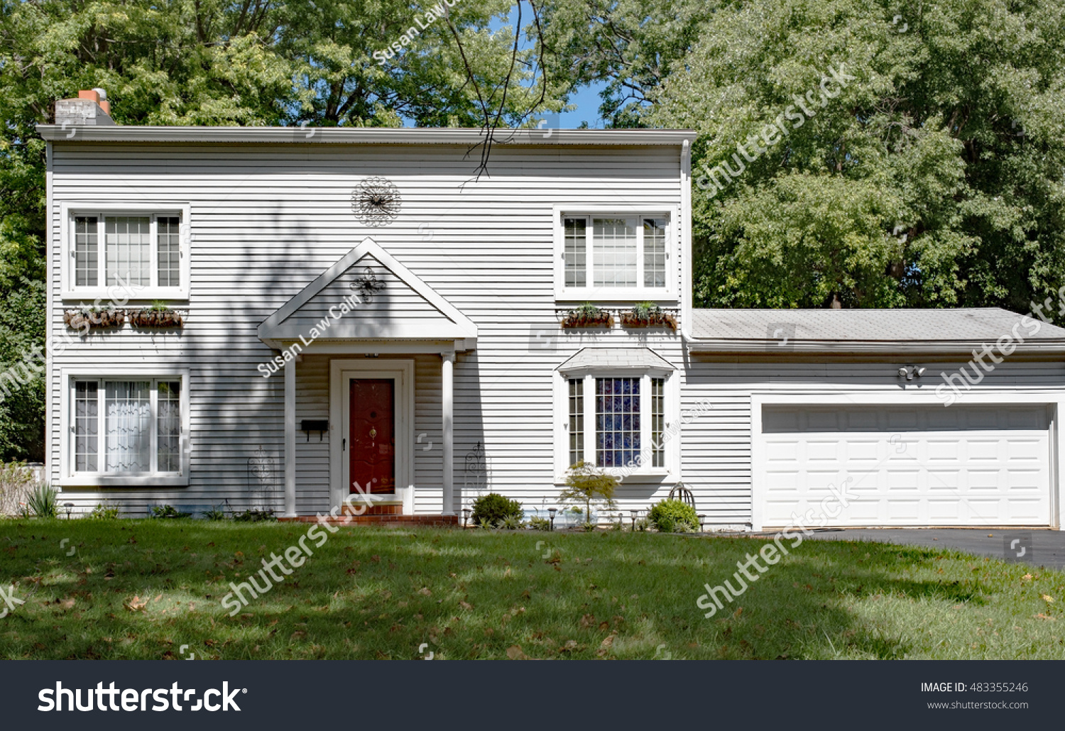 Plain White House Red Door Stock Photo Edit Now 483355246