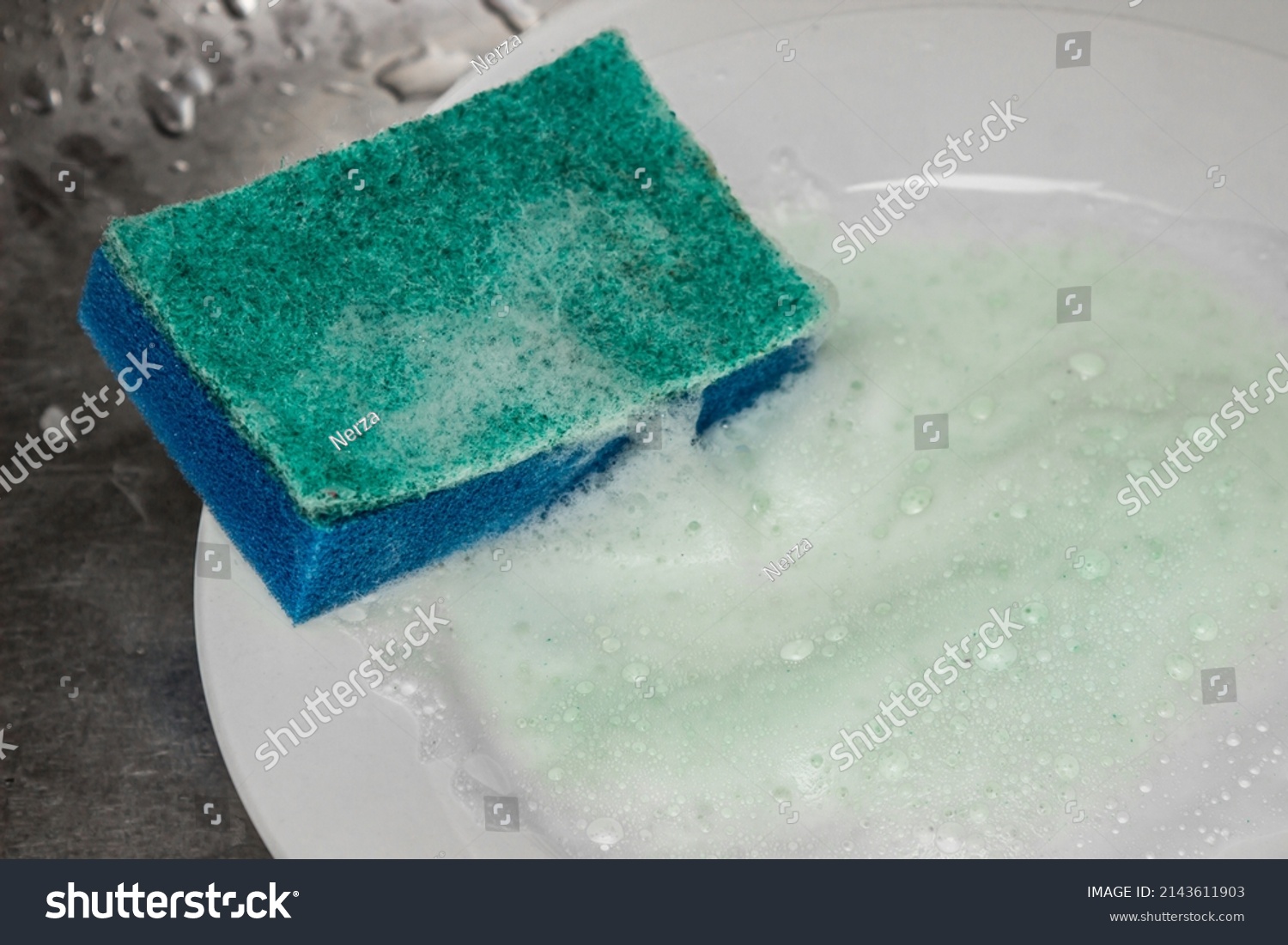 24-209-chemistry-dishes-images-stock-photos-vectors-shutterstock