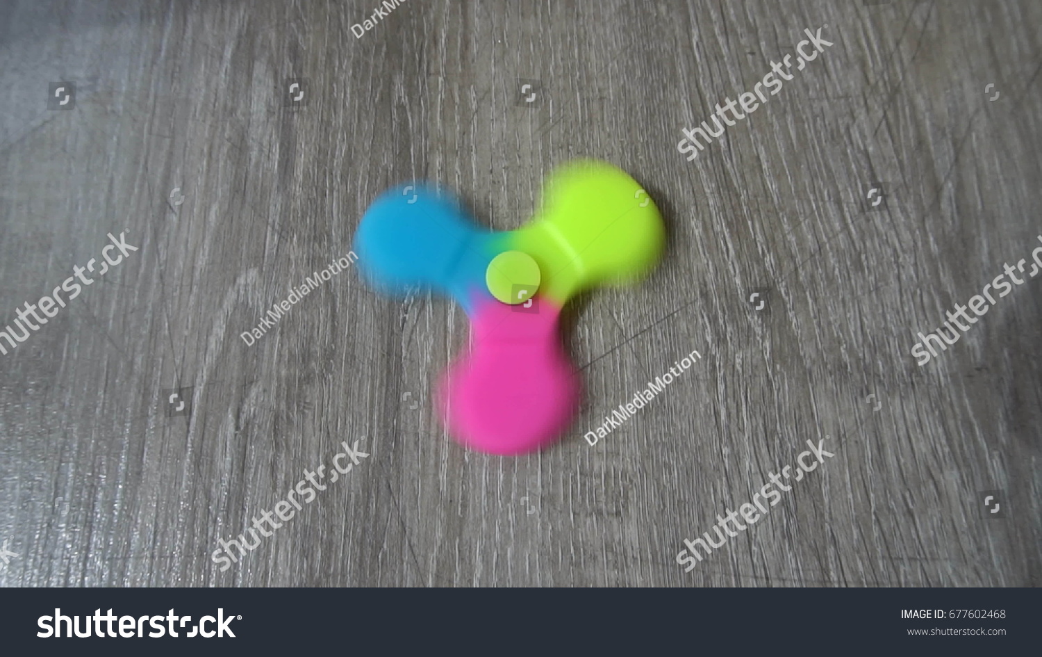 floor spinner toy