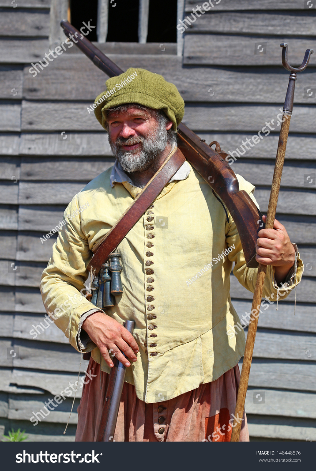 Plymouth, Ma, Usa - July 27: An Actor Role-Playing As An English ...