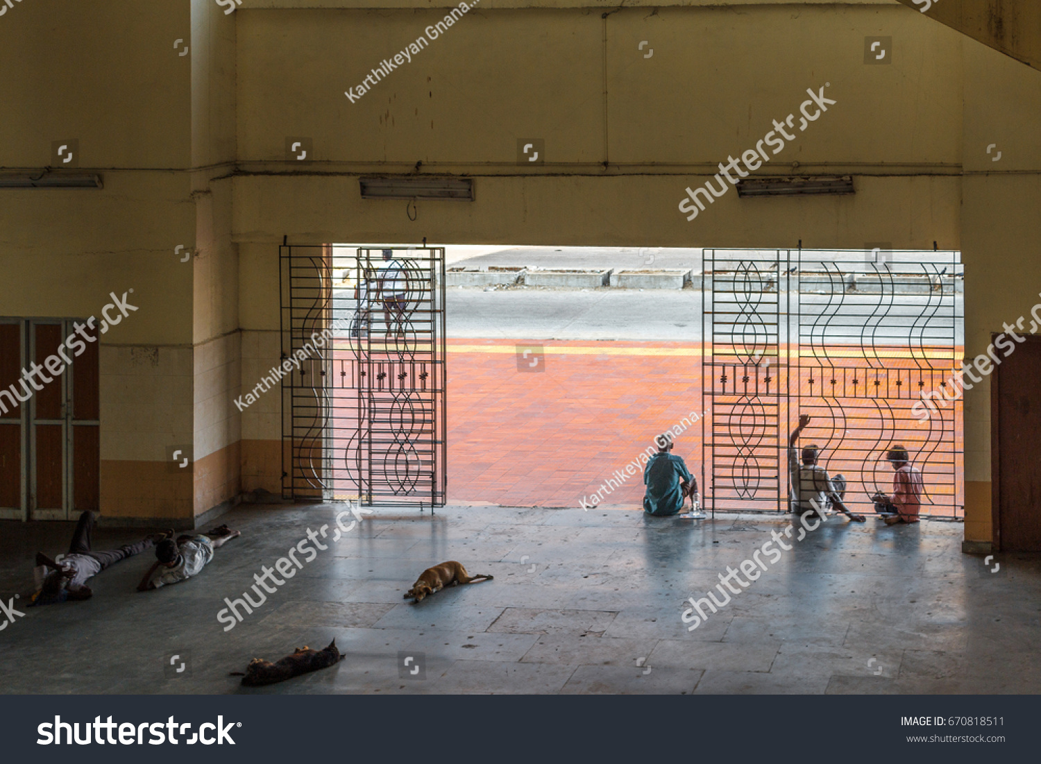 Poor People Sitting Living Darktaramanichennaiindiamay Stock Photo Edit Now