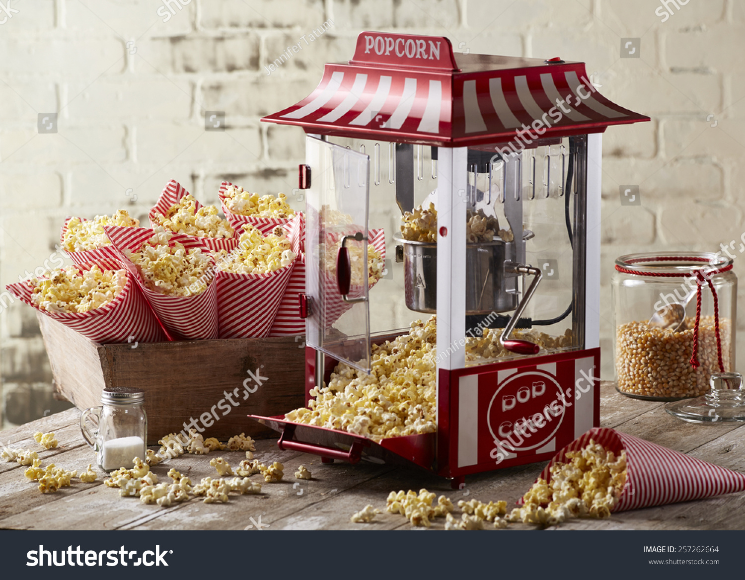 2,308 Popcorn machine Images, Stock Photos & Vectors | Shutterstock