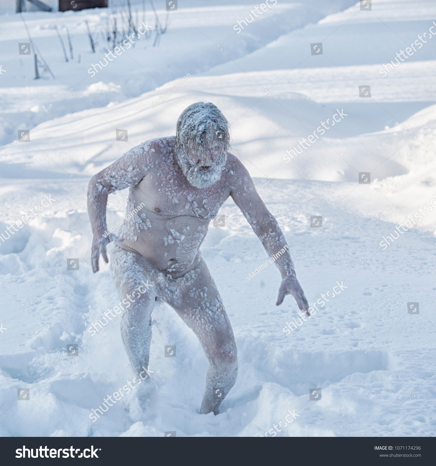 Naked In The Snow