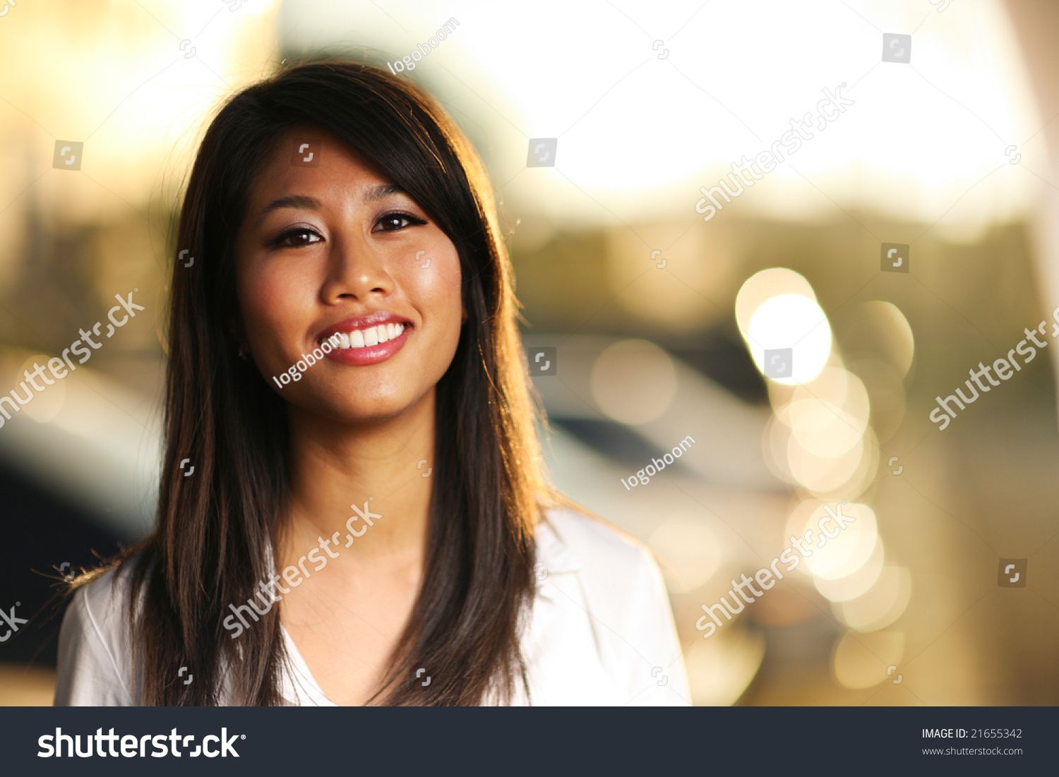 Portrait Of A Beautiful Asian Girl Shallow Dof