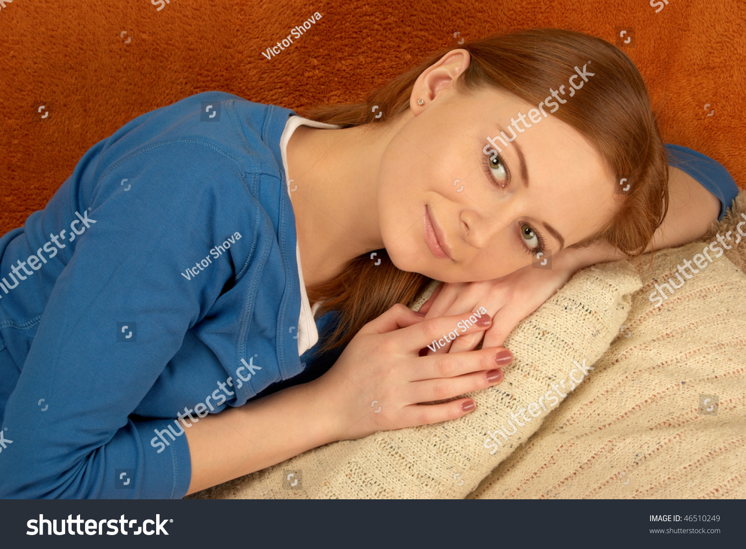 Portrait Beautiful Relaxed Woman Lying On库存照片46510249 Shutterstock