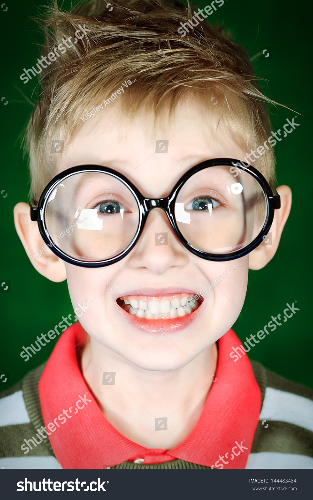 Portrait Funny Smiling Boy Big Glasses Stock Photo 144483484 - Shutterstock