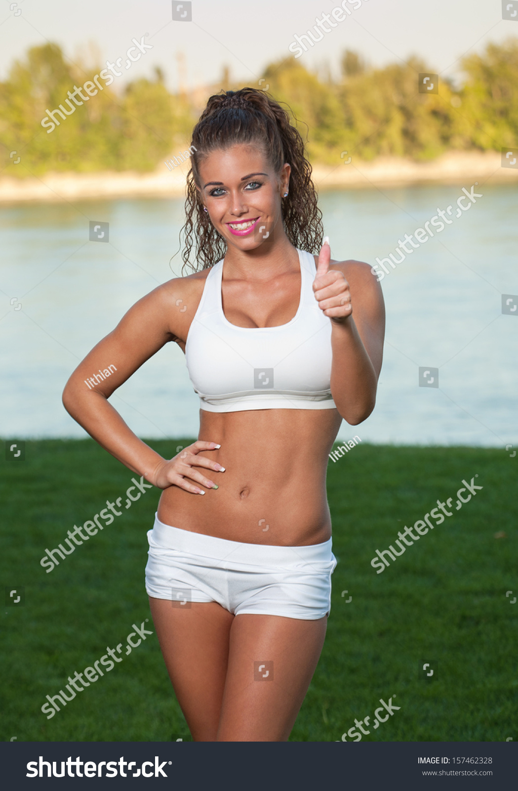 Fit muscular brunette can039t keep her hands off herself 7