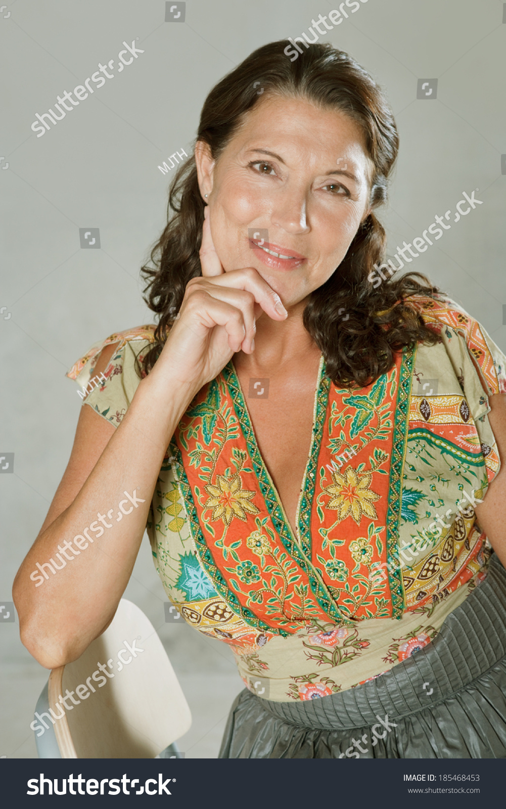 attractive mature women Attractive mature women