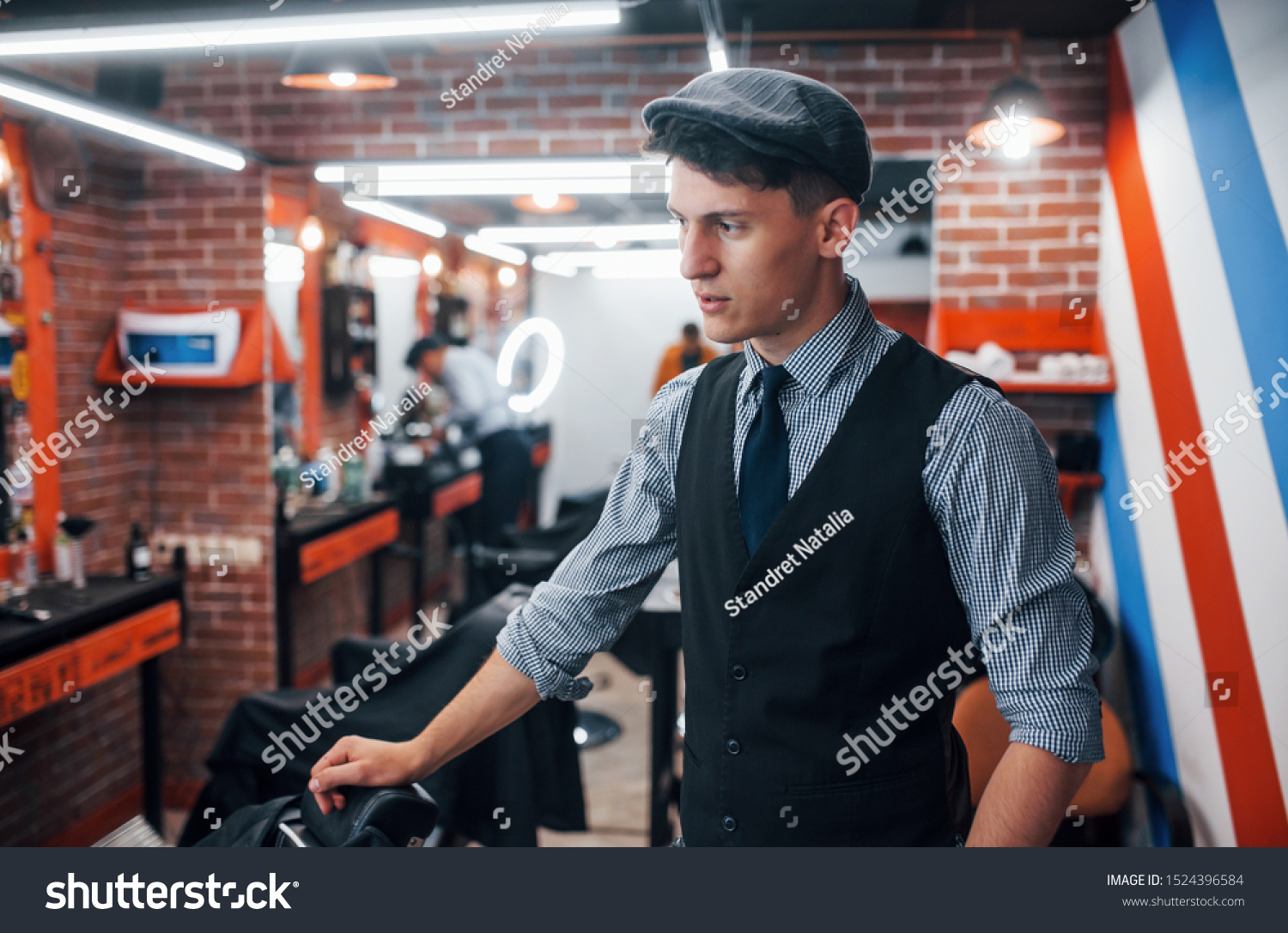 barber attire