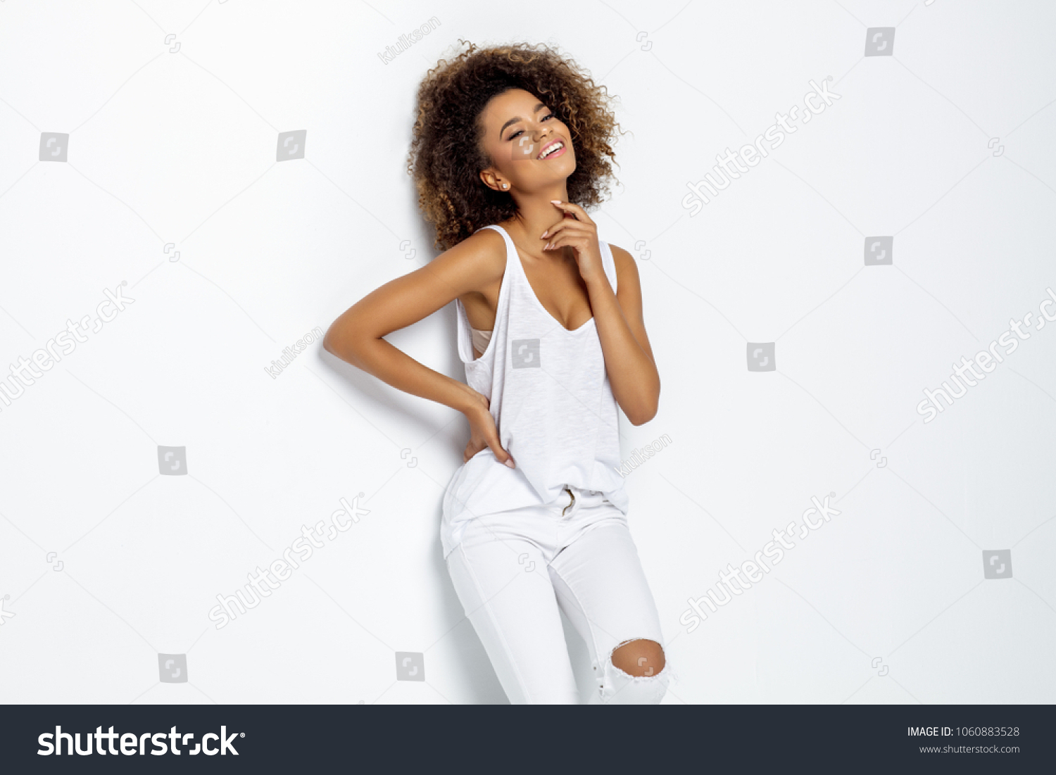 Foto stock de Portrait Beautiful Black Woman Isolated On (editar agora