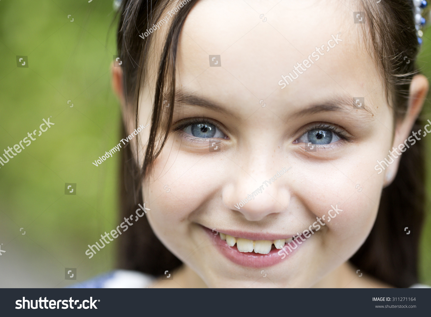 Portrait Beautiful Little Smiling Girl Brunette Stock Photo Edit Now 311271164