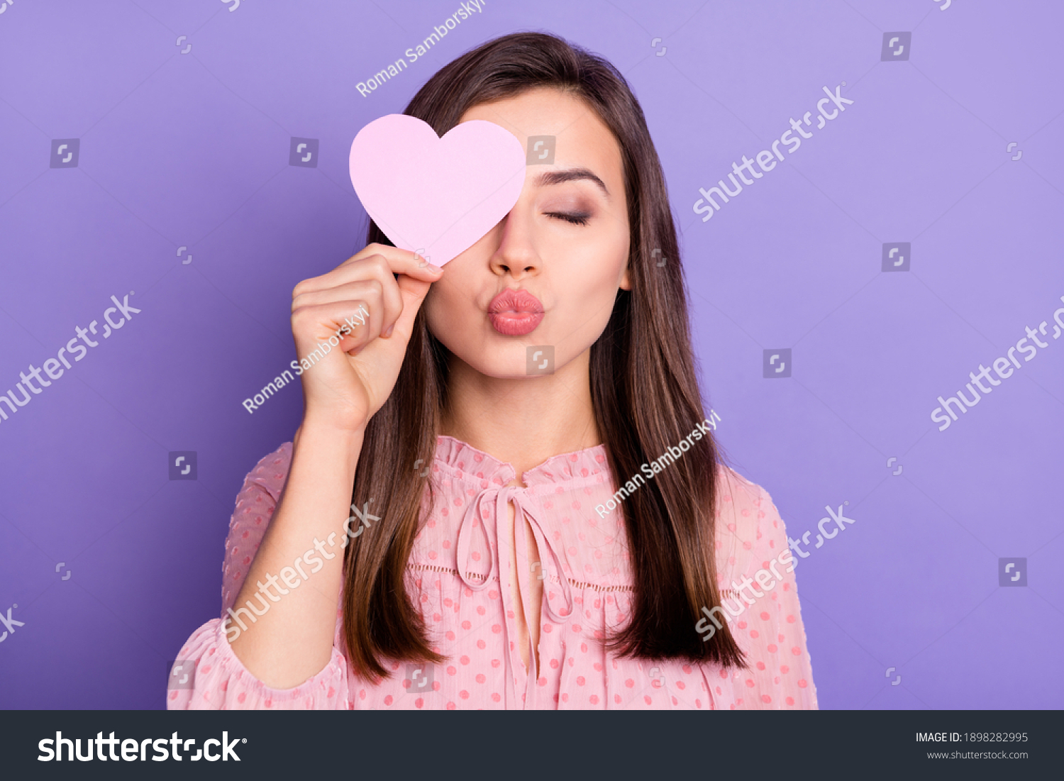 27 089件の「girl Blow Kiss」の画像、写真素材、ベクター画像 Shutterstock