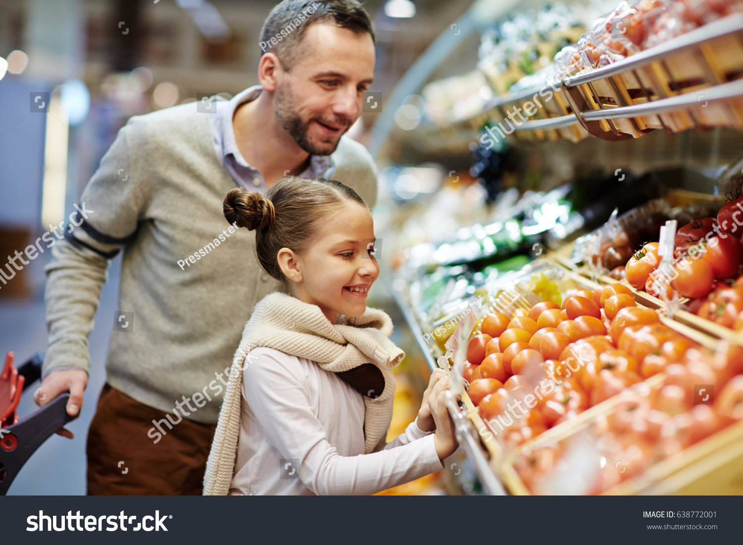Portrait Cute Little Girl Dad Leaning Stock Photo 638772001 Portrait Cute Little Girl Dad Leaning Stock Photo 638772001