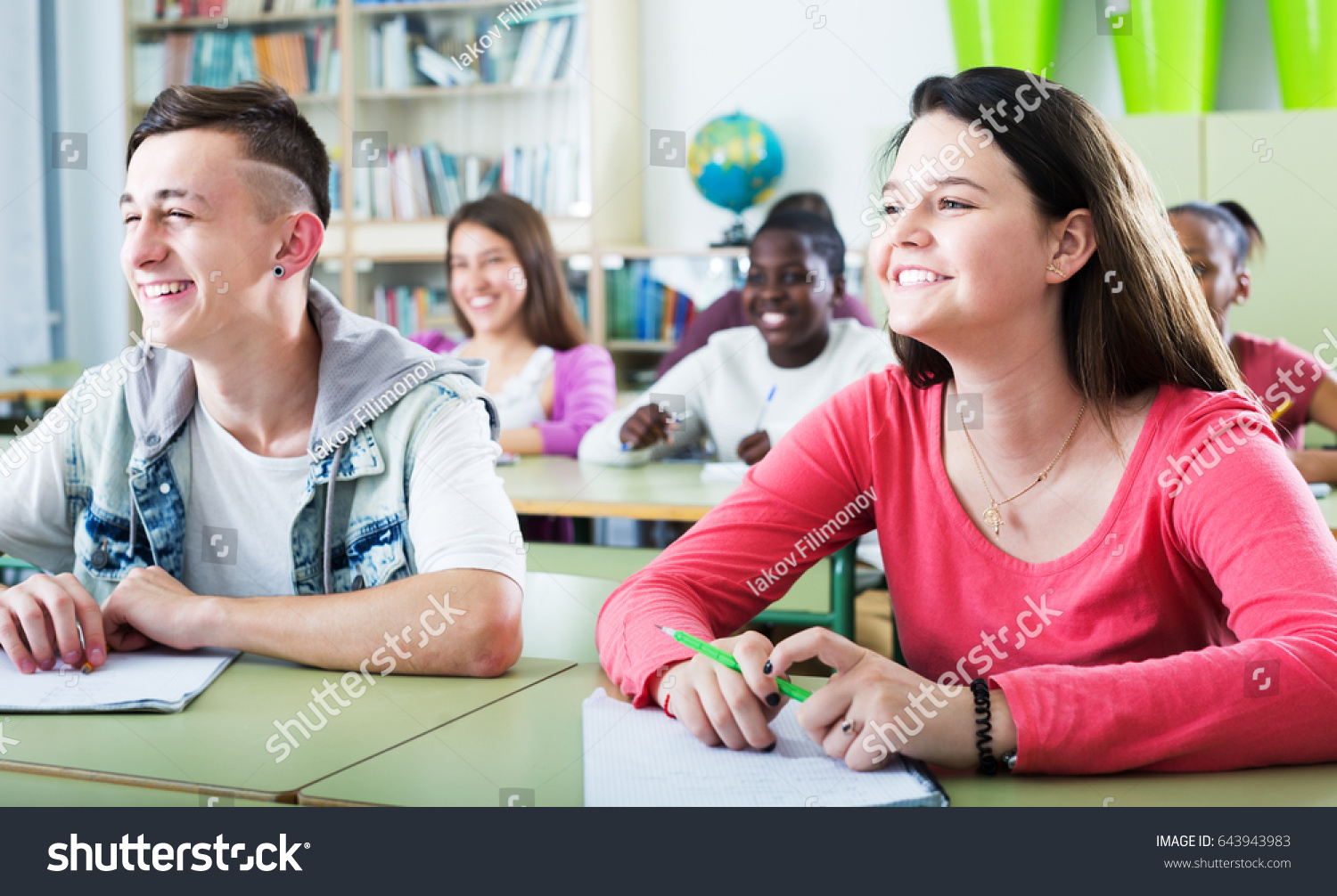 Portrait Happy School Students Taking Lesson Stock Photo 643943983 ...