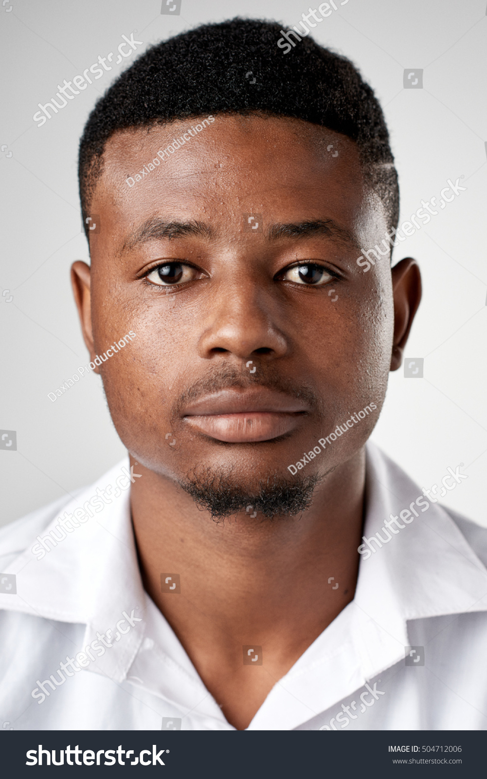 Portrait Real Black African Man No Foto Stock 504712006 Shutterstock 0673