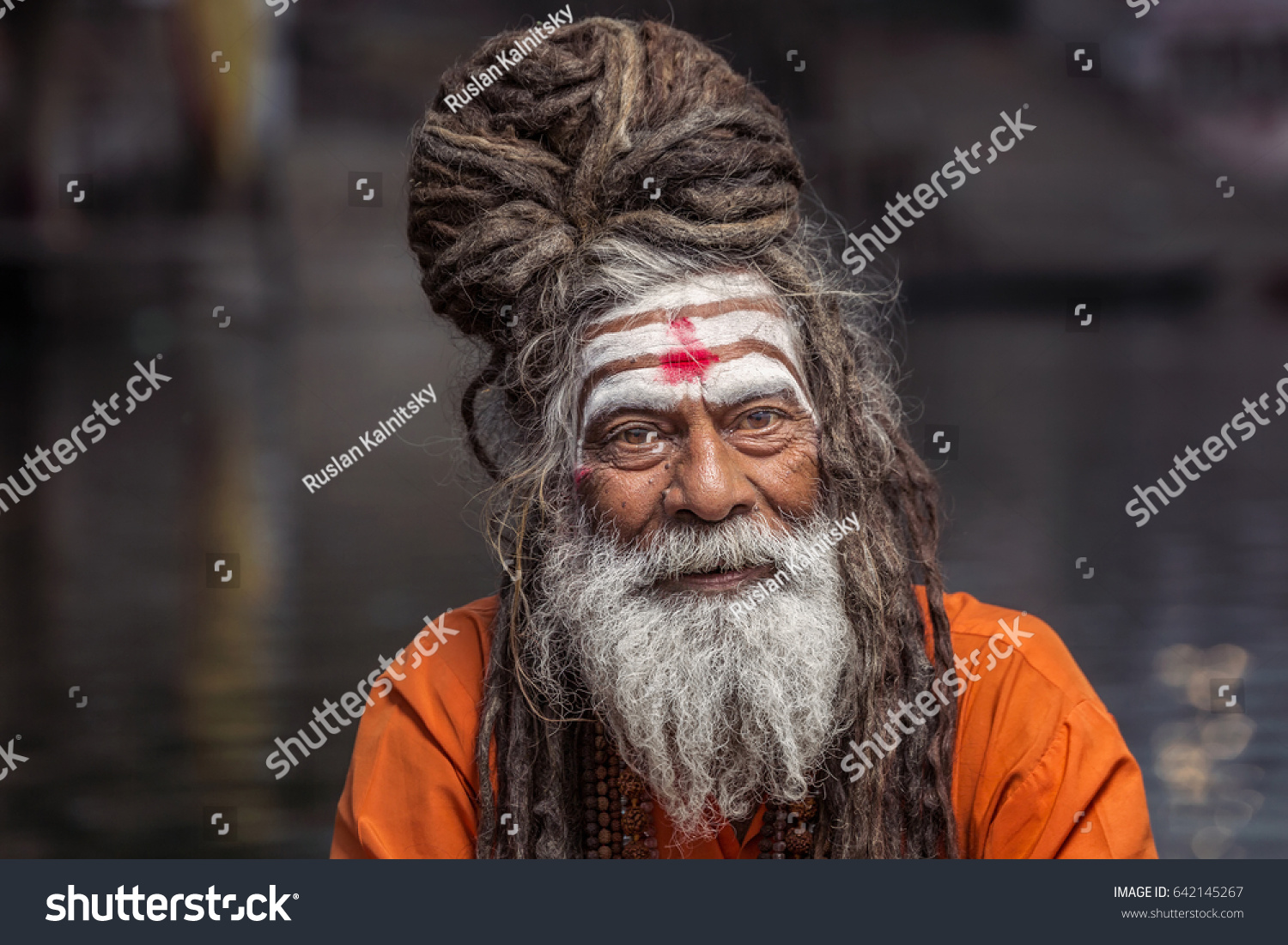 Portrait Sadhu Rowing Boat Varanasi India Stock Photo 642145267 ...