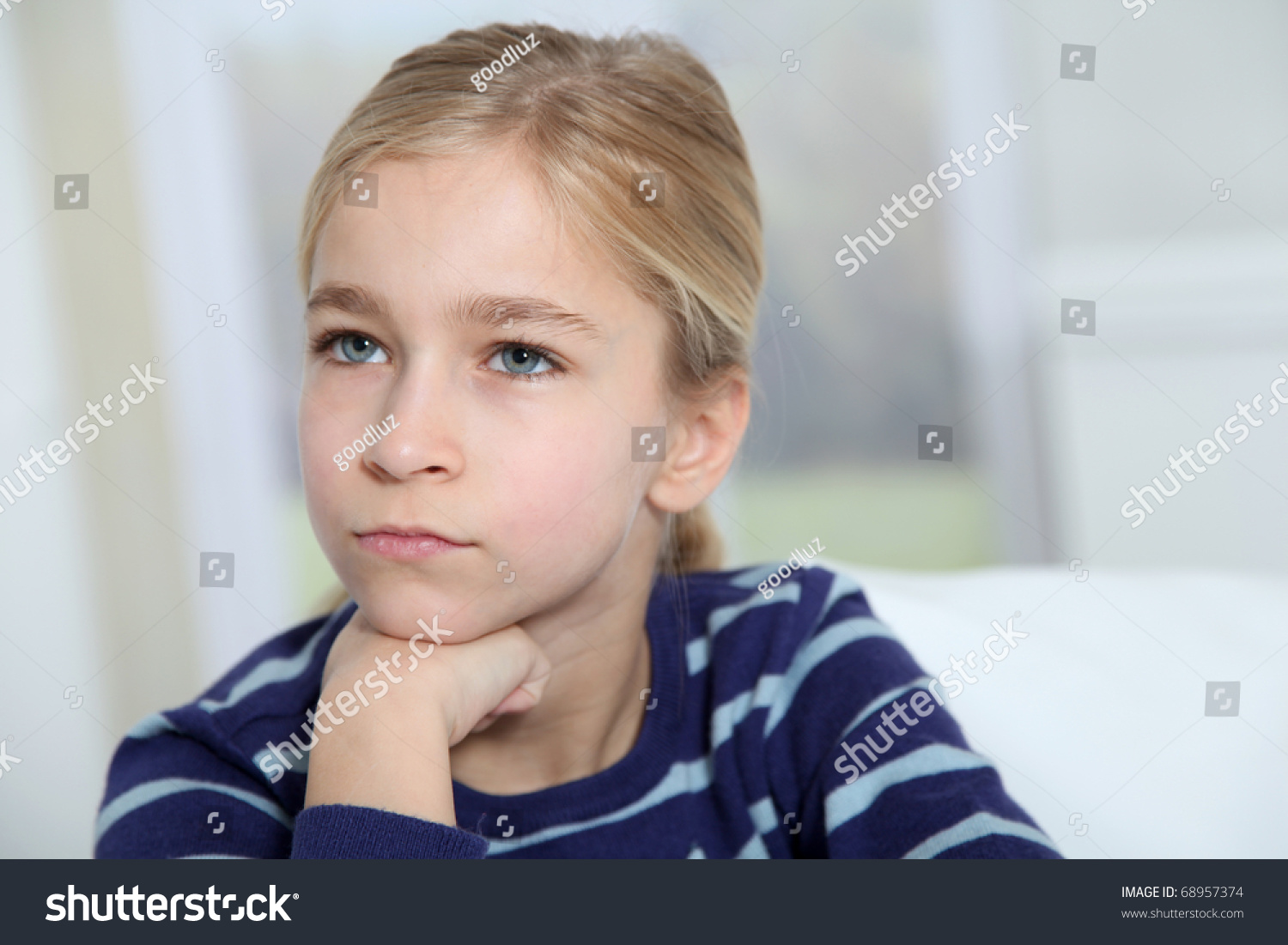 Portrait Tenyearold Blond Girl Stock Photo 68957374 | Shutterstock