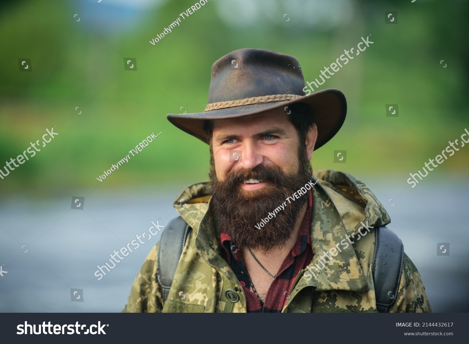 Portrait Traveller Bearded Man Cowboy Hat Stock Photo 2144432617