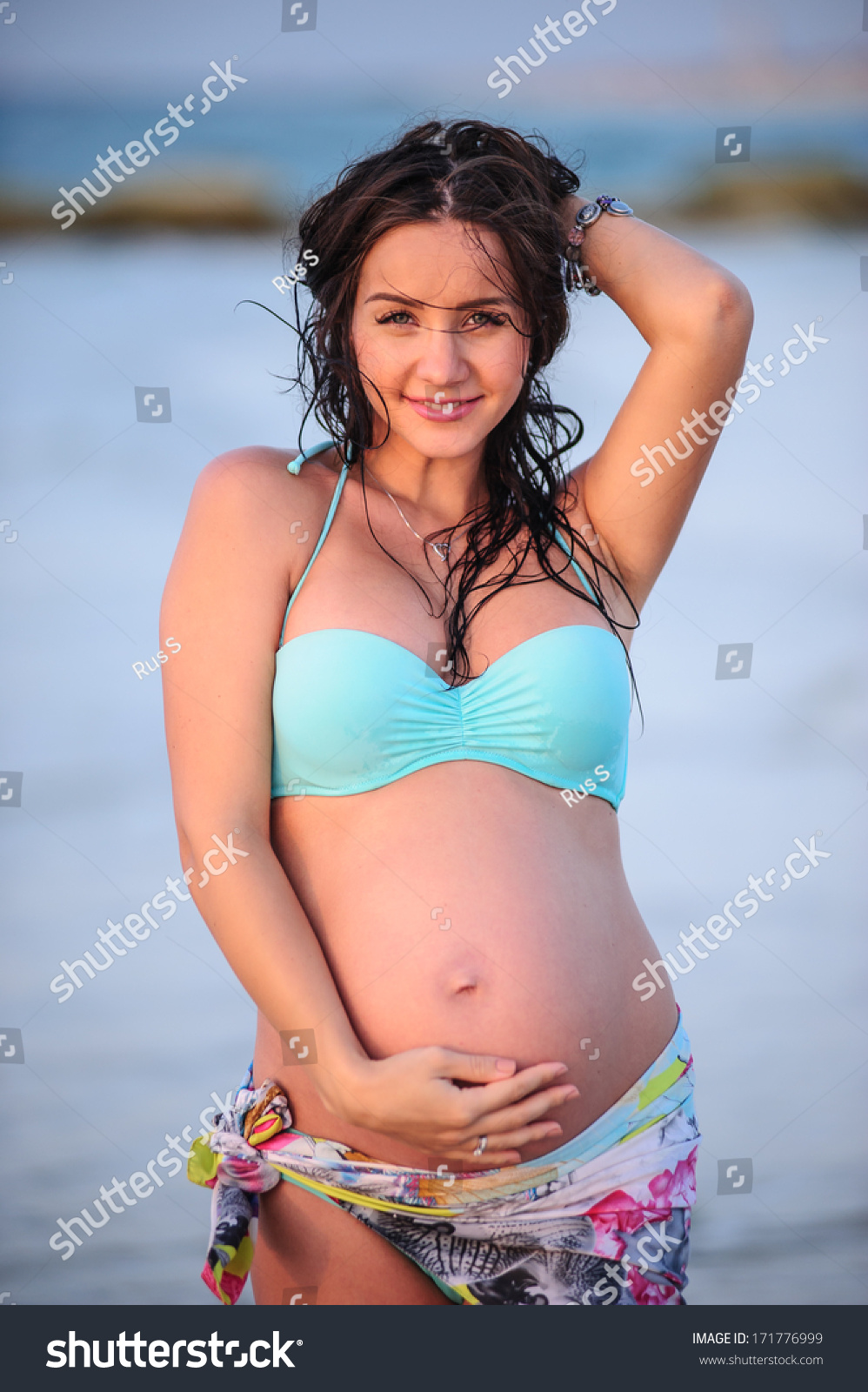 Preggo girls in bikinis Turns preggo girls in bikinis out