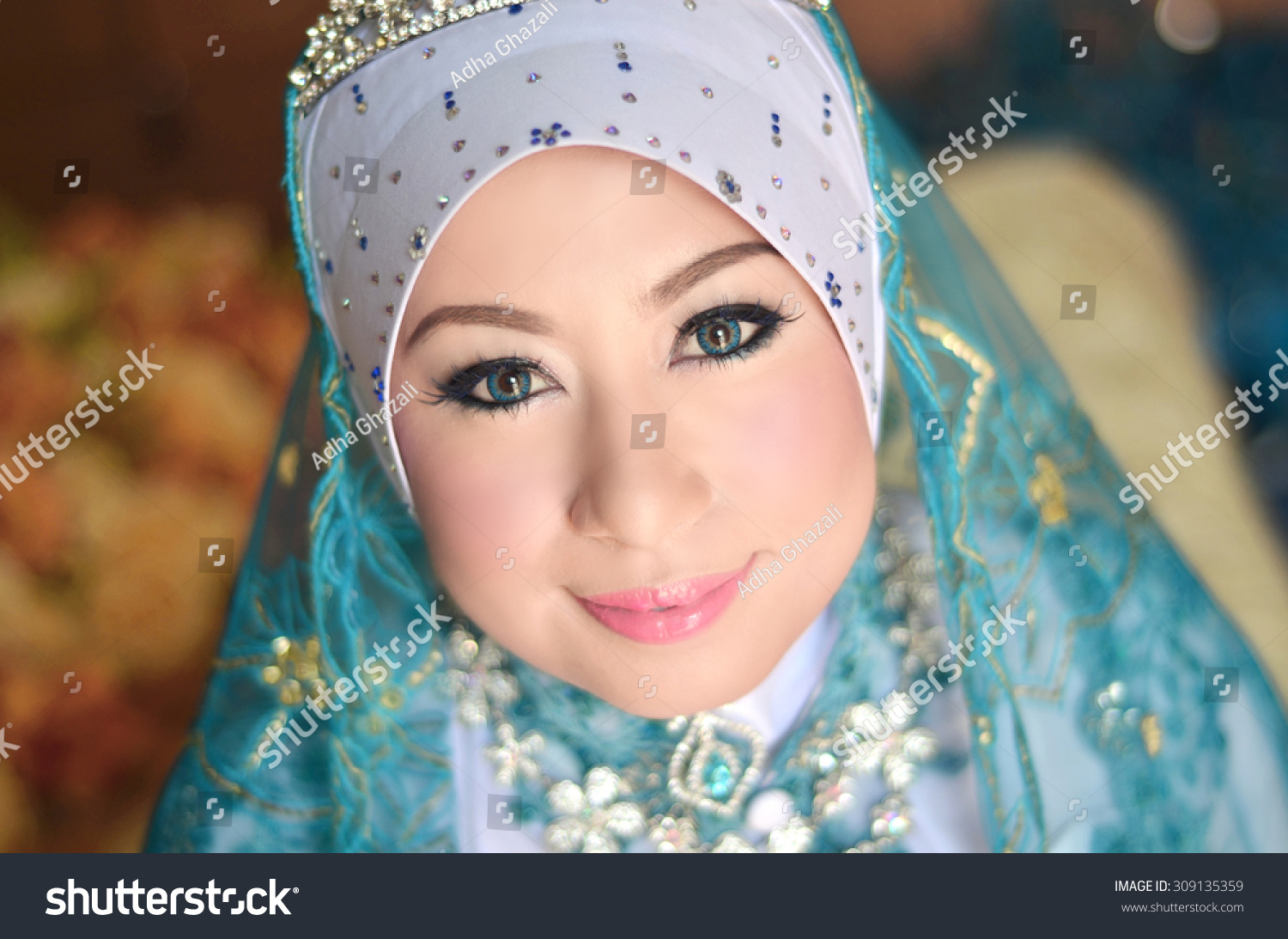 Portrait Young Beautiful Bride Close Malay Stock Photo Edit Now 309135359