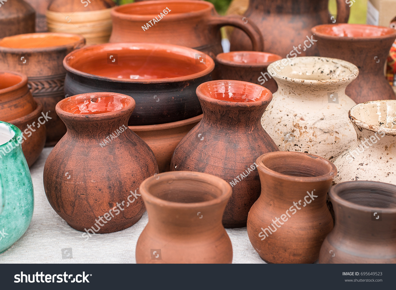 Pots Pottery Earthen Sauceres Stock Photo 695649523 | Shutterstock