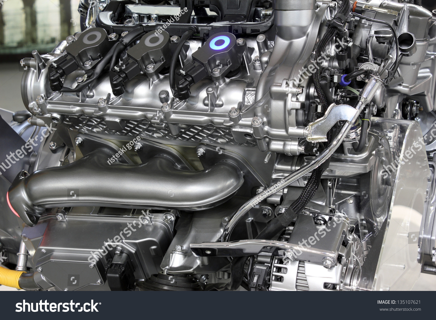 Powerful V6 Car Engine New Technology Stock Photo 135107621 : Shutterstock