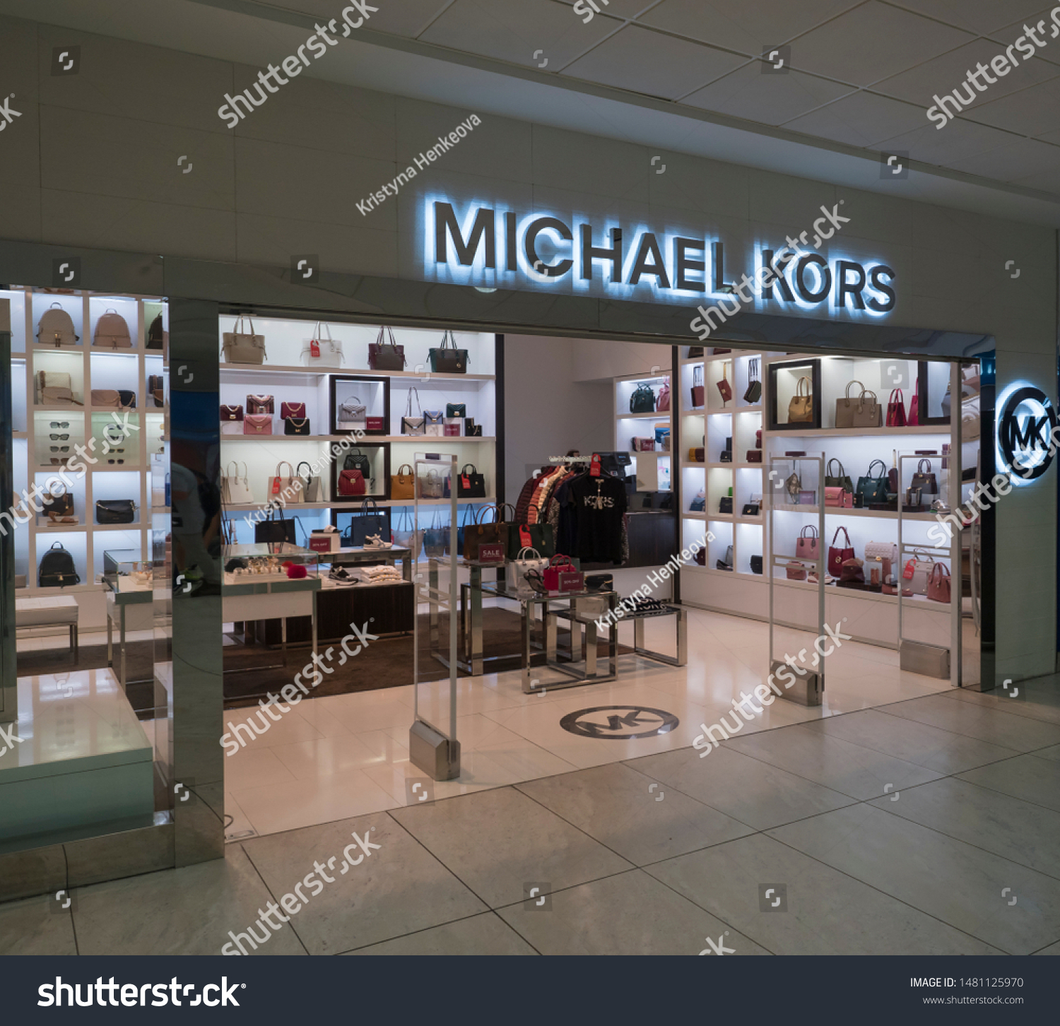 michael kors store shoes