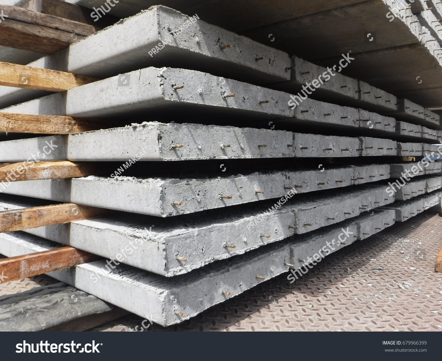 Precast Plank Concrete Slabs On Trucks Stock Photo 679966399 | Shutterstock