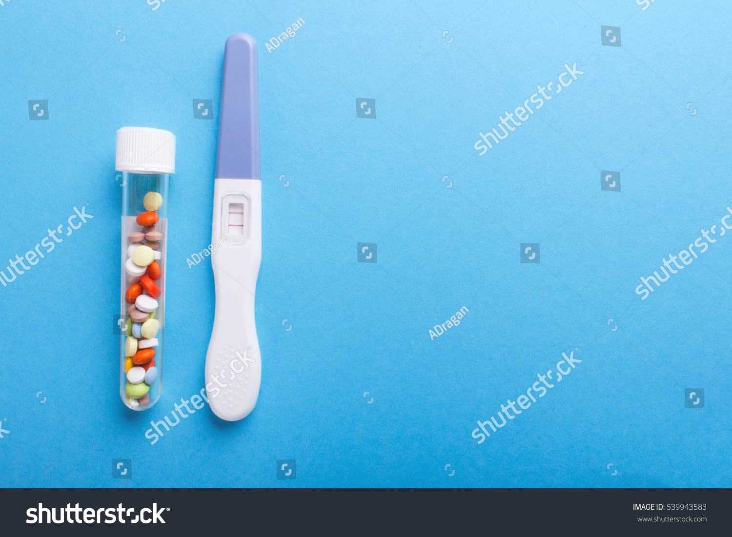 Pregnancy Test Positive Two Stripes Contraceptive Stock Photo 539943583 - Shutterstock