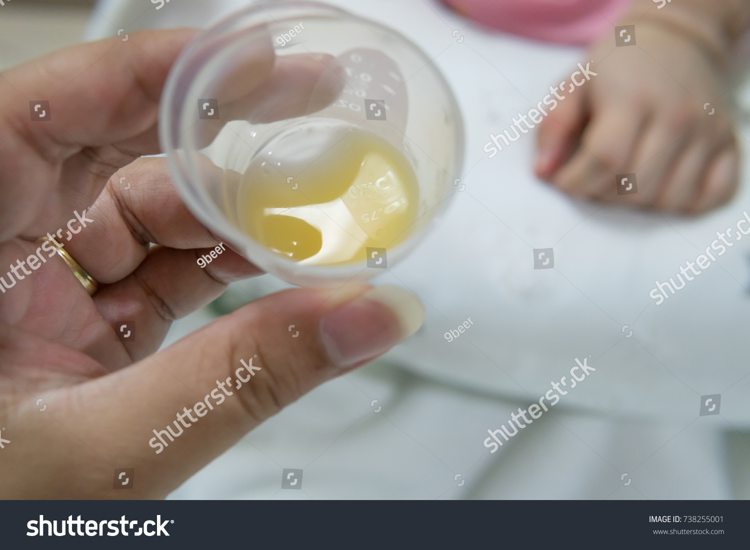 Colostrum during pregnancy - at what period Norms and deviations 42 Colostrum during pregnancy - at what period Norms and deviations 84