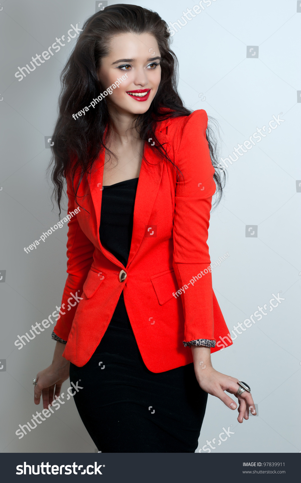 pretty woman red blazer