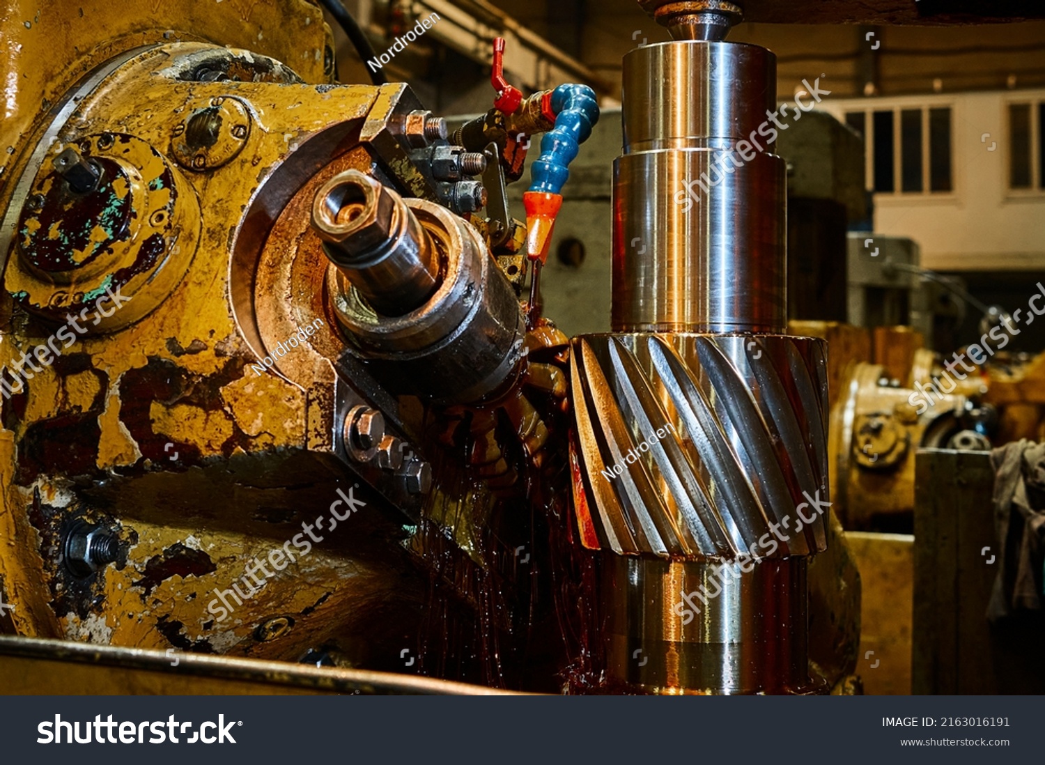Process Cutting Helical Gear Modular Hob Stock Photo 2163016191