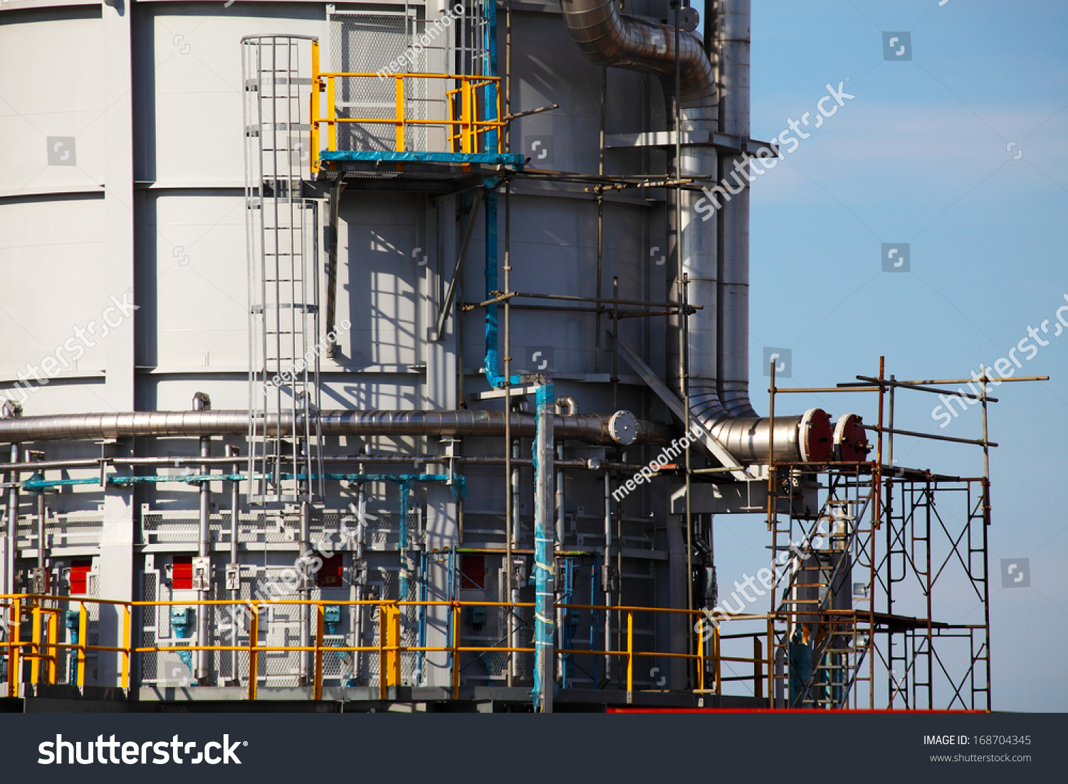 Processing Column Offshore Platform Under Construction Stock Photo ...