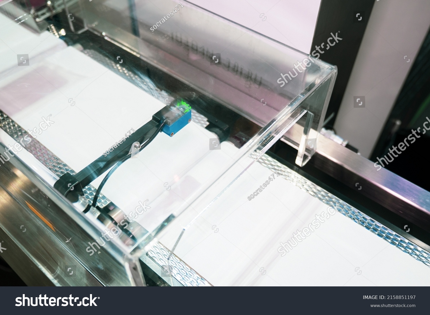 Product Inspection System Using Conveyor Belt Stock Photo 2158851197 ...