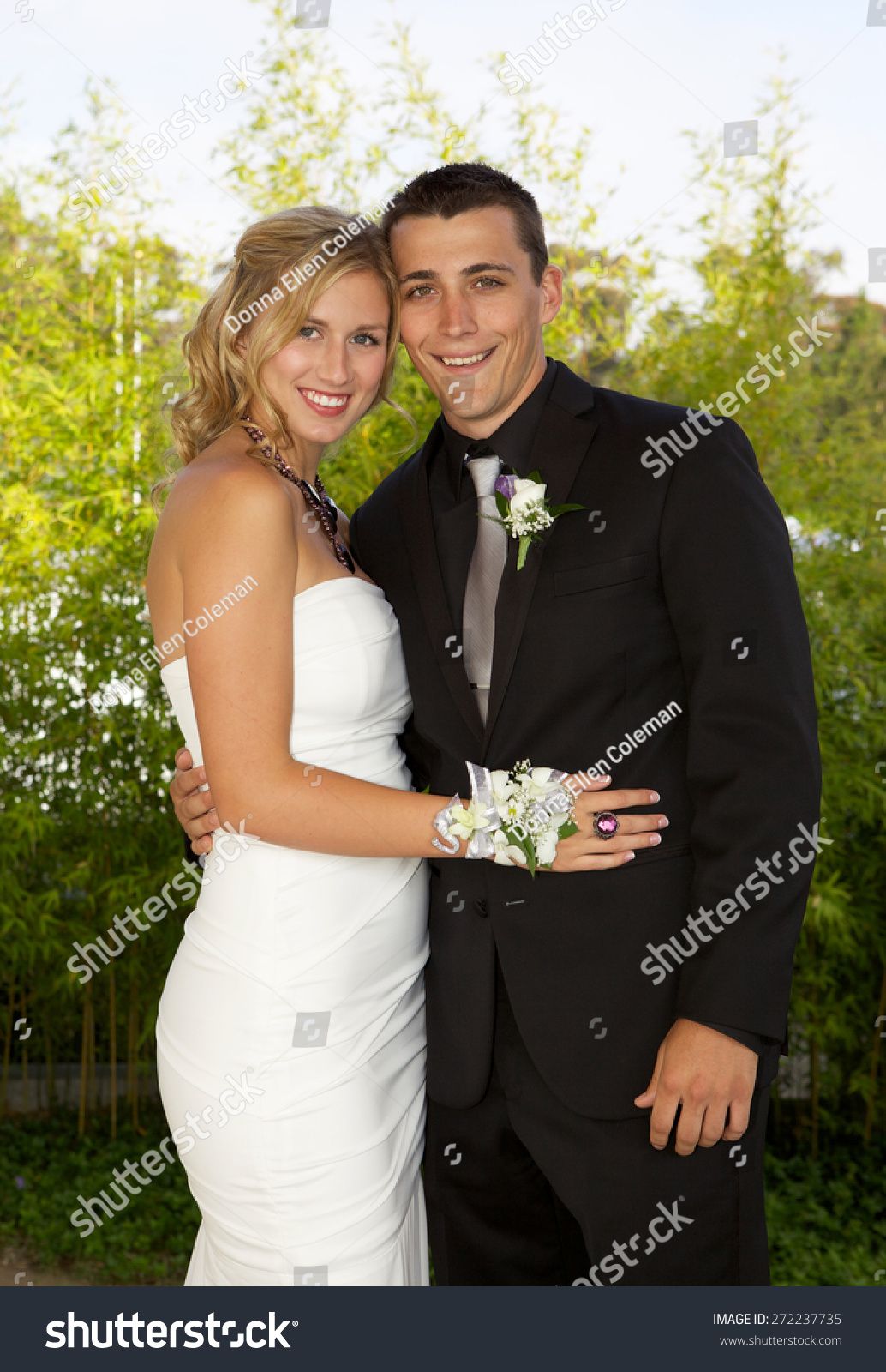 prom couples wearing black