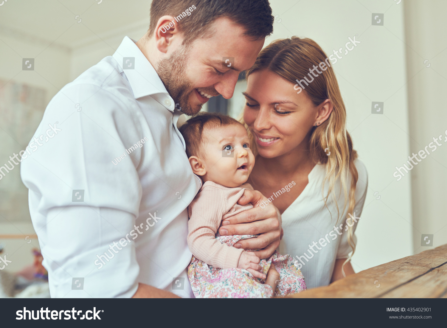 Proud Mother Father Smiling Their Newborn Stock Fénykép 435402901 Shutterstock