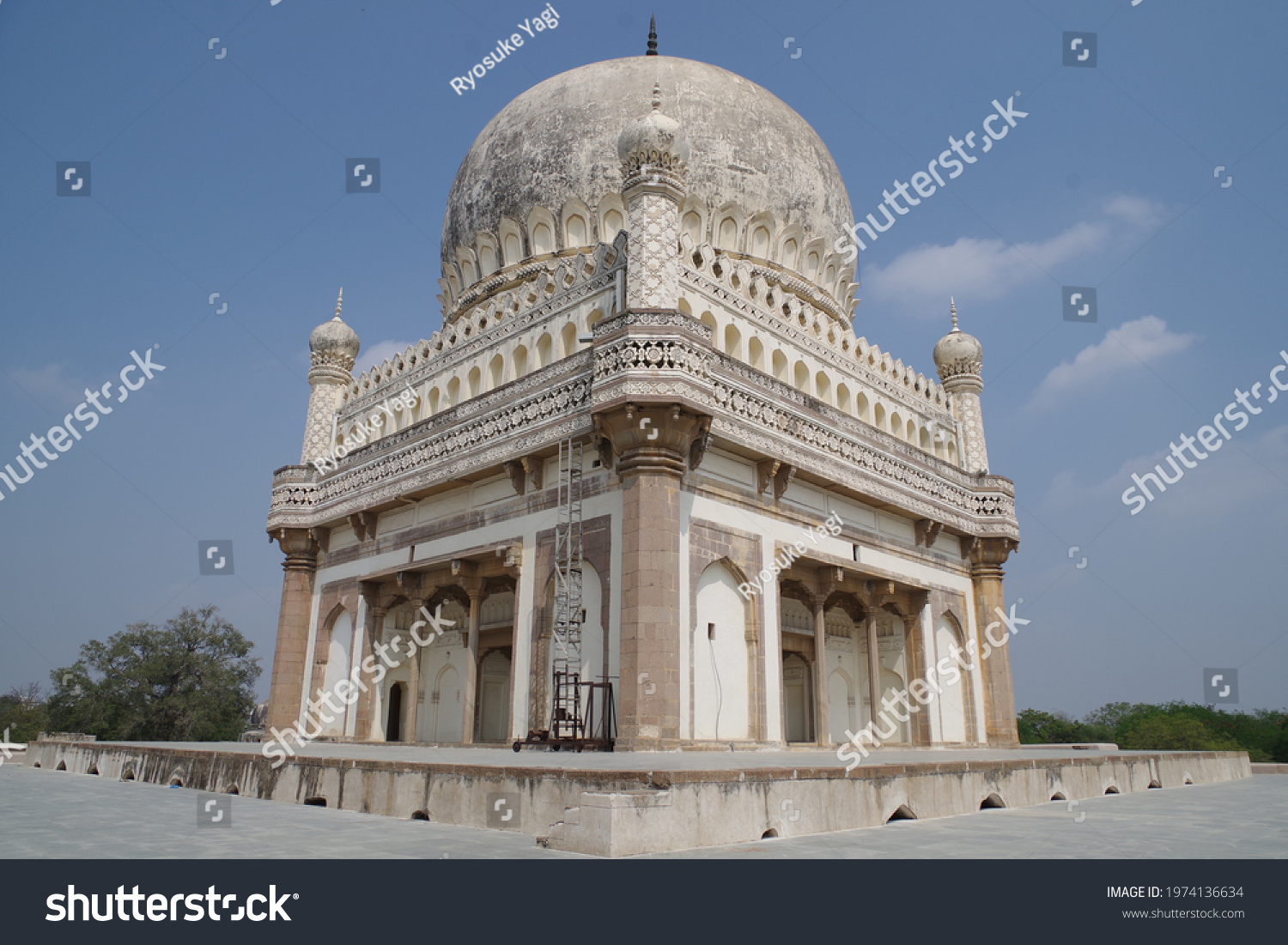 Qutb Shahi Tombs Hyderabad Stock Photo 1974136634 Shutterstock