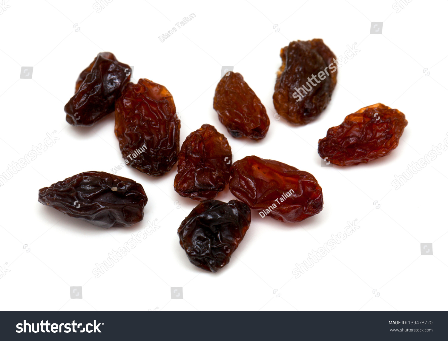 Raisins Isolated On White Background Stock Photo 139478720 : Shutterstock
