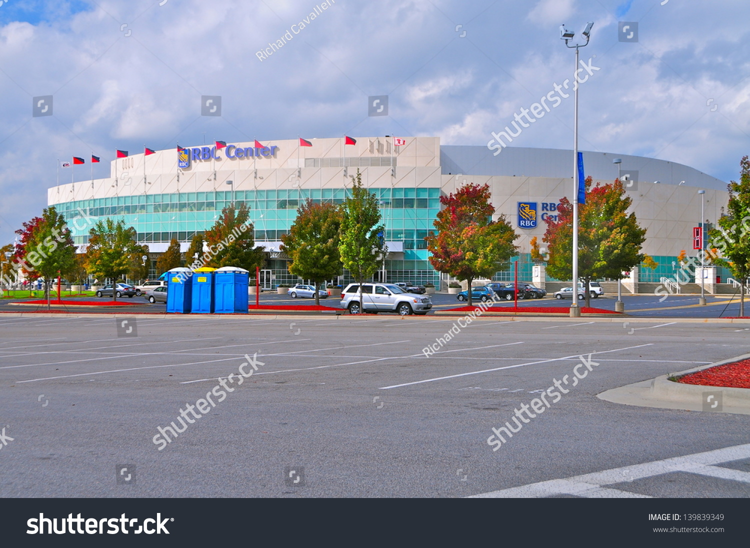 450 Pnc Arena Images, Stock Photos & Vectors 