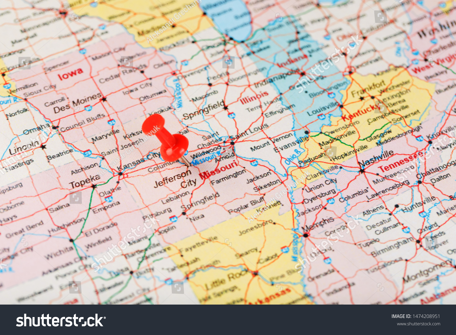 Red Clerical Needle On Map Usa Stock Photo Edit Now 1474208951