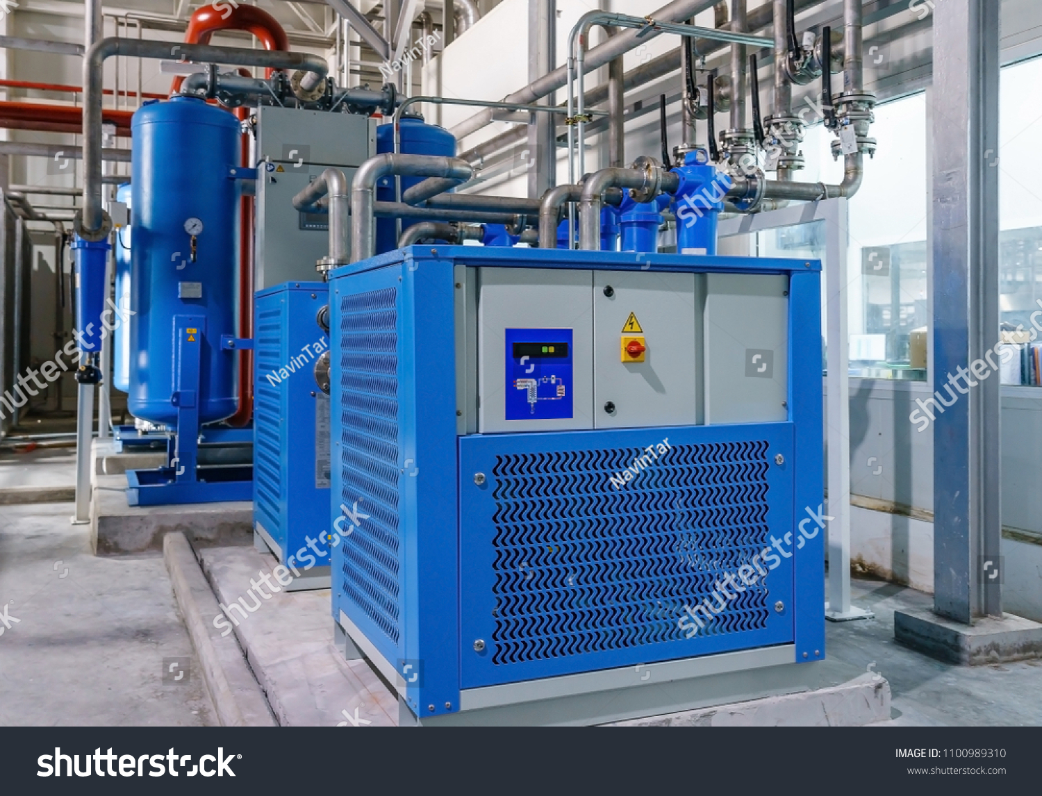 18-453-compressor-tools-images-stock-photos-vectors-shutterstock