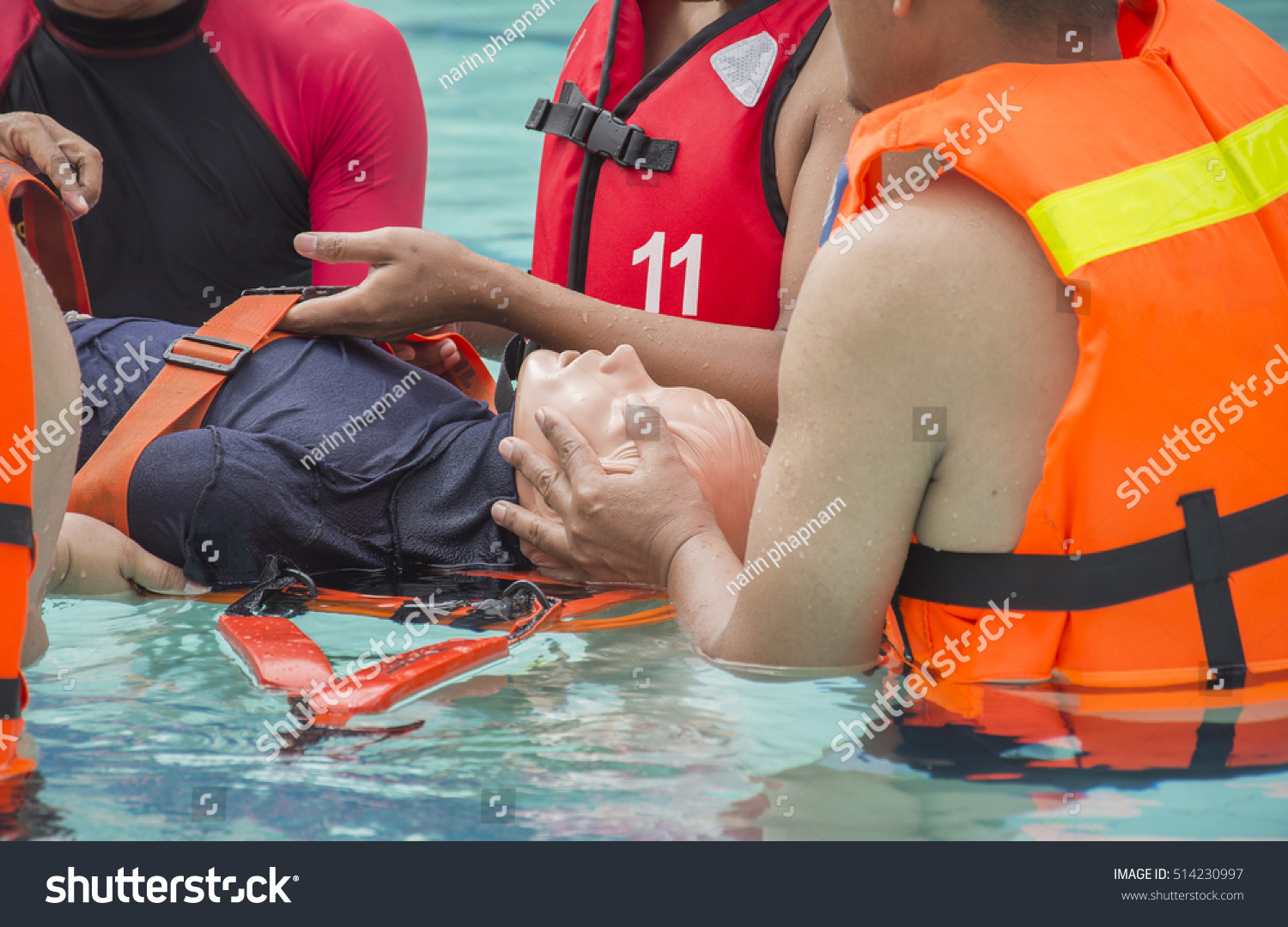 Rescue Water Dummy Drowning Case Training 庫存照片 立刻編輯