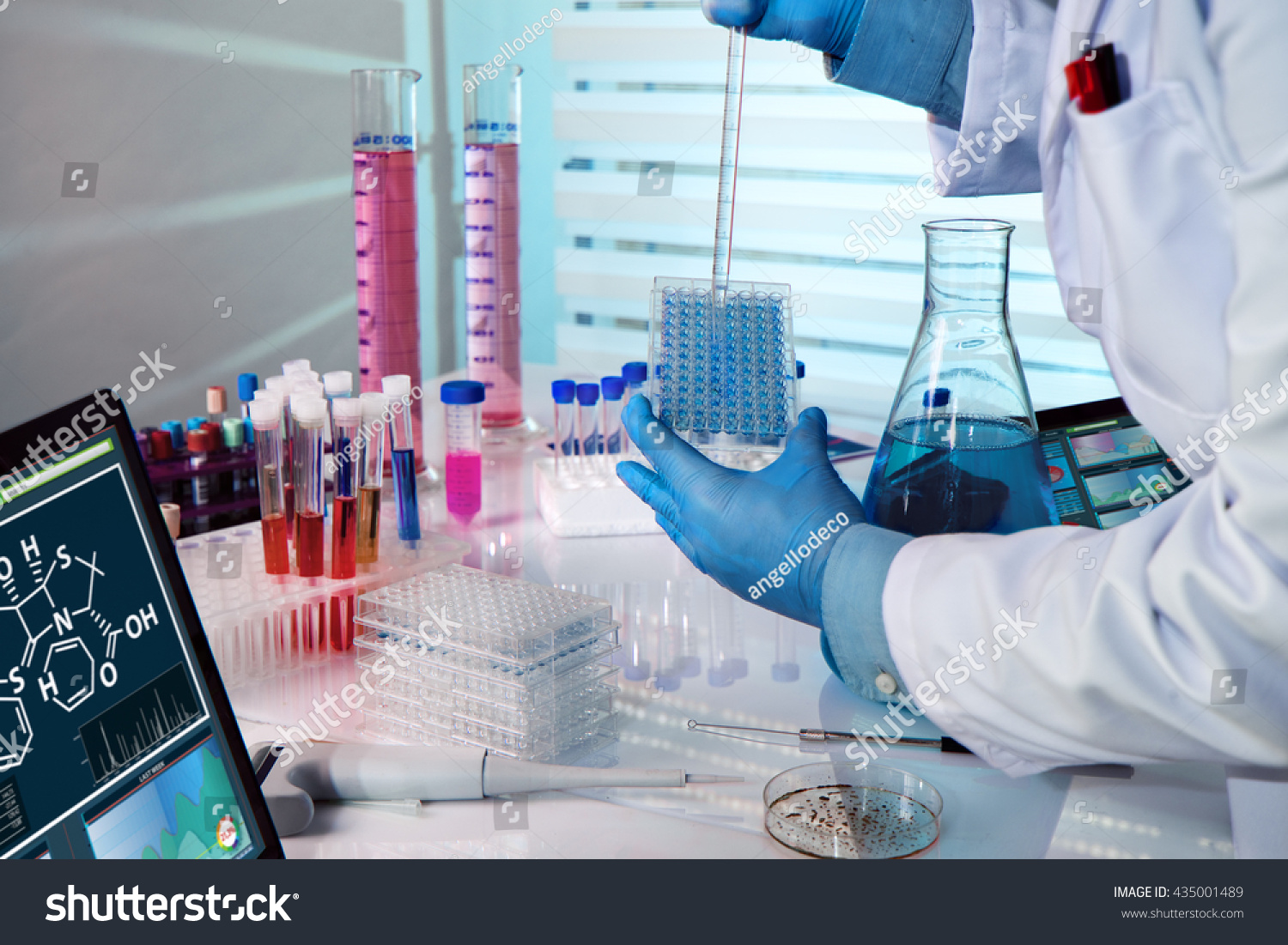 Researcher Working Biotechnology Lab Biochemical Engineer Stock Photo ...