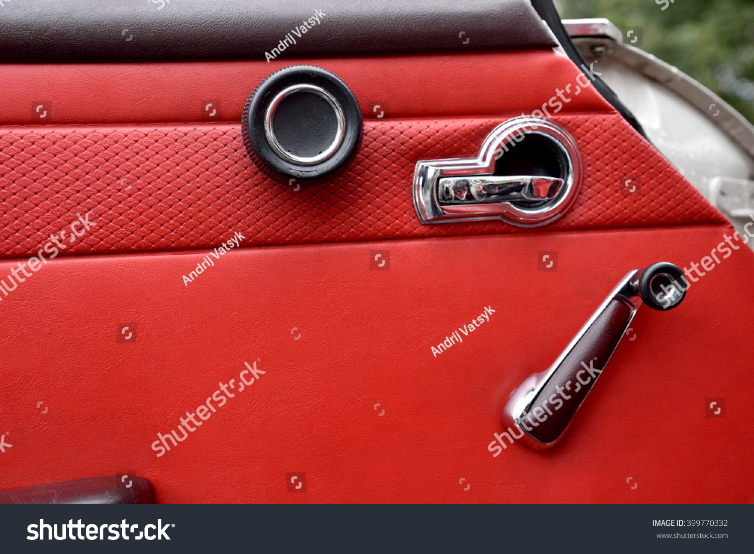 3,112 Classic car lock Images, Stock Photos & Vectors | Shutterstock