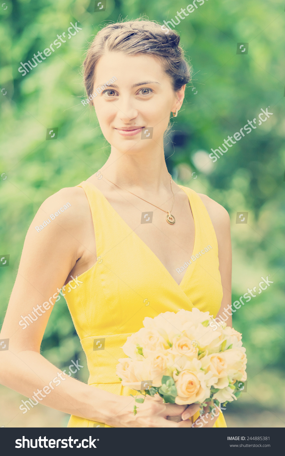 young maid of honor