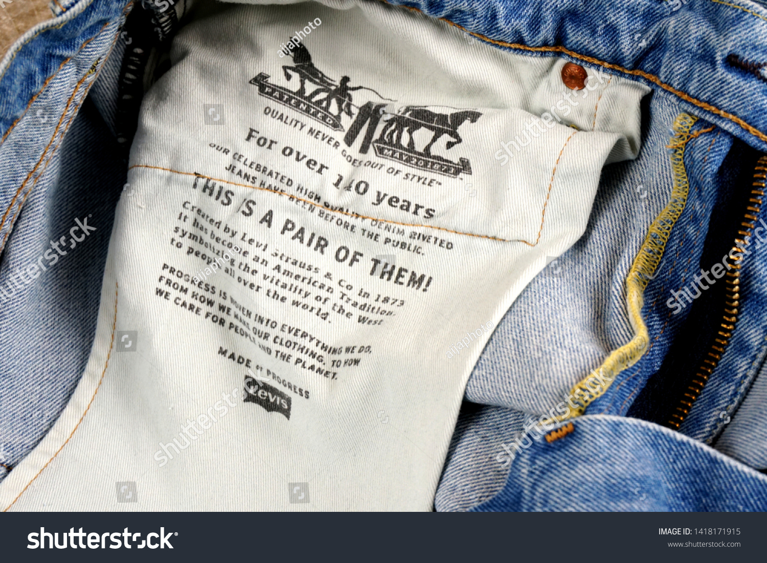 levi's style number on tag